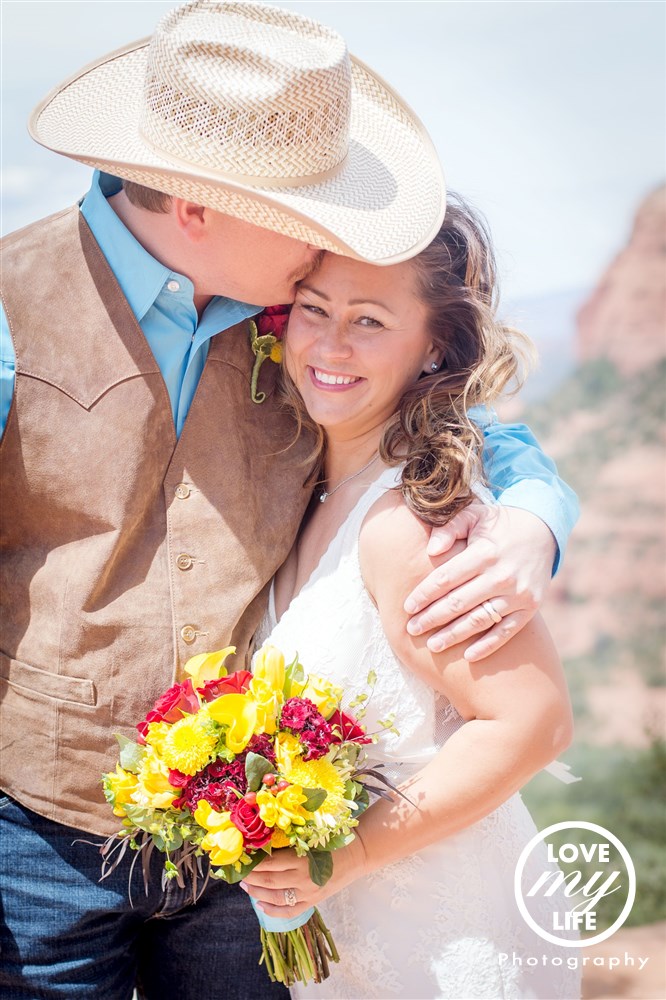 Getting Hitched: The Cowboy Wedding Aesthetic